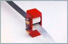 Lubrificateur à rouleaux en feutre 32 mm (bandes jusqu’à 0,5 mm)